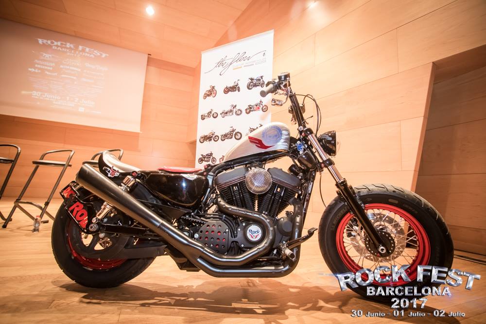 MOTO RUEDA DE PRENSA - copia